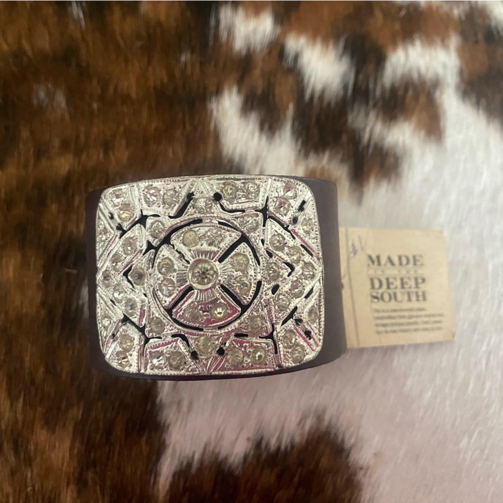 NWT MADE In The DEEP SOUTH Leather Rhinestone History Involved Bracelet Cuff